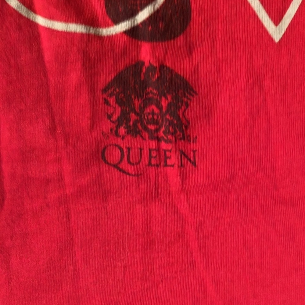Queen Muscle Tee Size Medium - Picture 5 of 6